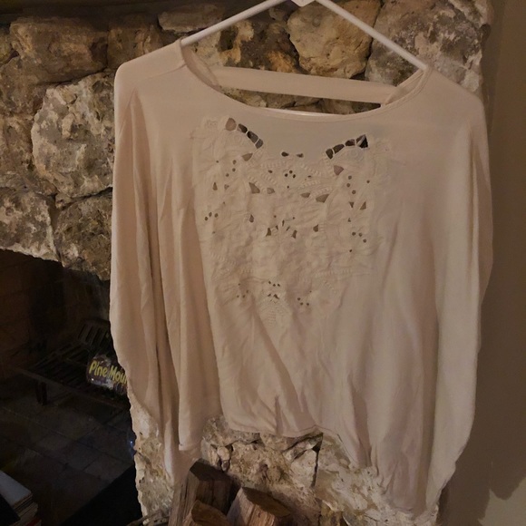 Cream cut out blouse - Picture 1 of 1